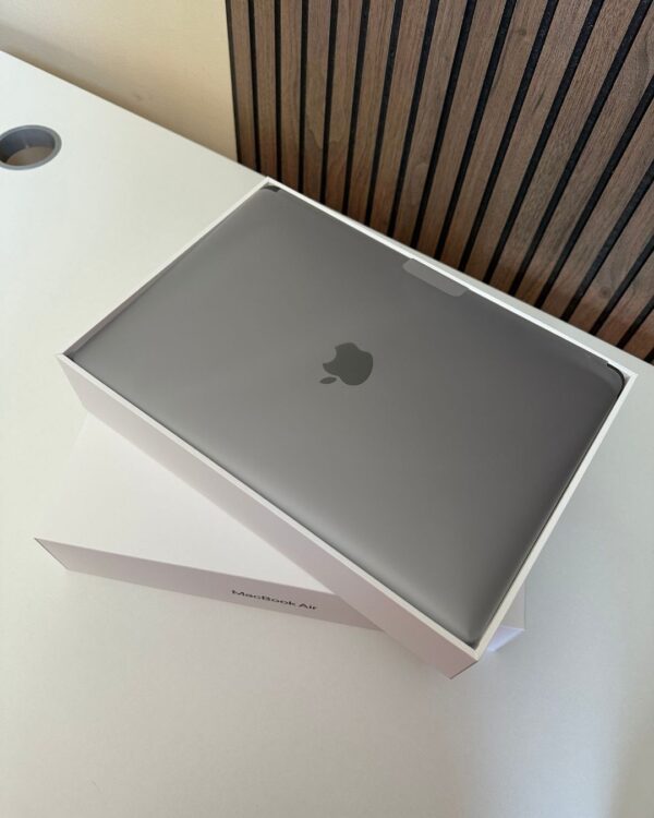 MacBook Air M1 8GB RAM 256GB SSD 13.3" - Imagen 3